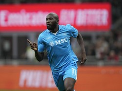 Lukaku sudah didepak Chelsea sejak tahun 2021. Dipinjamkan ke Inter, Roma, kemudian dipermanenkan Napoli dan jadi bagian penting raih Scudetto (AP/Luca Bruno)