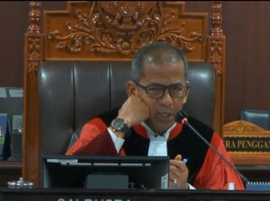 Video Momen Hakim MK Singgung Pernyataan Kepala BNPB soal Bencana Sumatera
