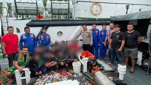 Tim gabungan Polairud menangkap delapan nelayan di perairan Labuan Bajo yang menyelam menggunakan bantuan mesin kompresor (Dok. Humas Polres Manggarai Barat)