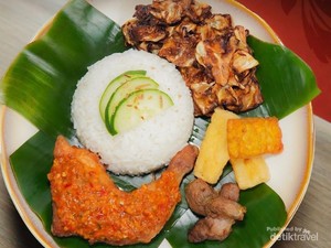Jauh-jauh Liburan ke Malaysia, eh Ketemunya Kuliner Indonesia Juga
