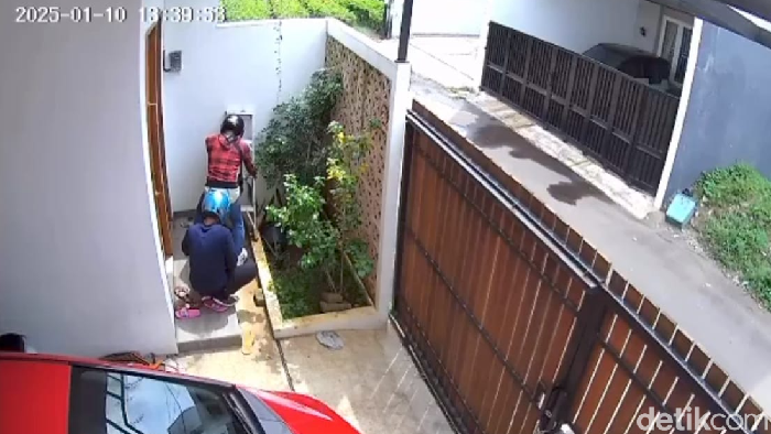 Aksi maling di siang bolong di Jaksel.