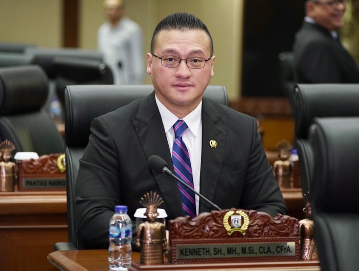 Anggota DPRD Daerah Khusus Jakarta, Fraksi PDI Perjuangan Hardiyanto Kenneth.