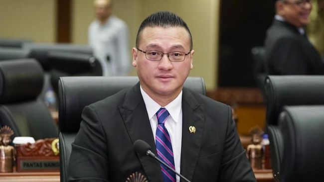 Anggota DPRD Daerah Khusus Jakarta, Fraksi PDI Perjuangan Hardiyanto Kenneth.