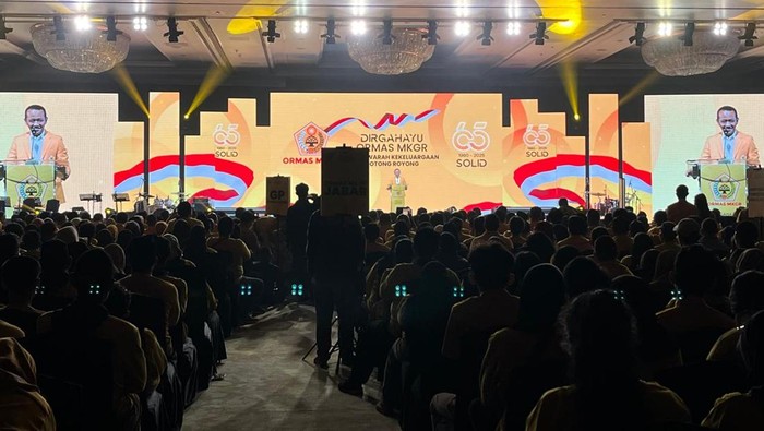 Ketua Umum Partai Golkar Bahlil Lahadalia dalam sambutannya di HUT ke-65 MKGR, di Hotel Shangri-La Jakarta, Sabtu (18/1/2025).