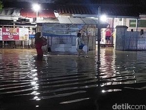 Masalah Banjir yang Tak Kunjung Usai di Cirebon Akibat Drainase Buruk