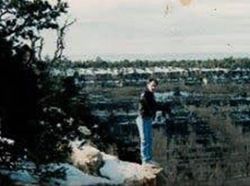 Bukan Foto Penampakan Hantu Tapi Menyeramkan Kisahnya