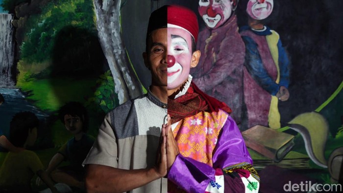 Cara Unik Ustad Yahya, Ngajar Ngaji Berkostum Badut Yahya Hendrawan berkostum badut untuk mengajar ilmu agama Islam. Gaya komuniktif supaya anak-anak senang belajar agama. Pernah dicela pada awalnya.