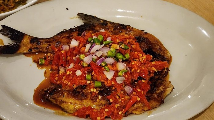 Rekomendasi ikan bakar khas Makassar