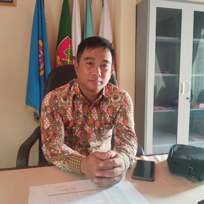 Kades Sambilawang Hadi Suwignyo