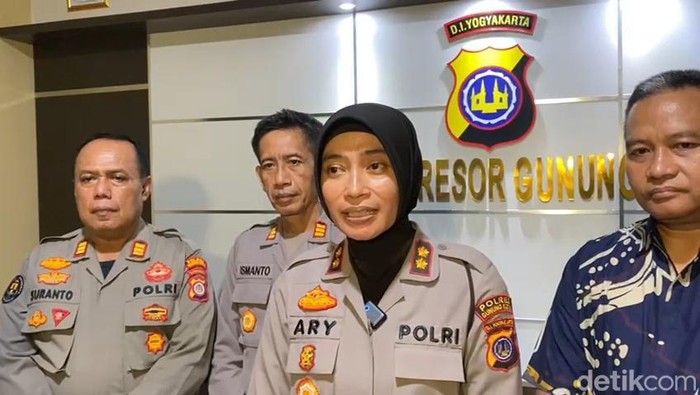 Kapolres Gunungkidul, AKBP Ary Murtini, saat ditemui di Wonosari, Jumat (17/1/2025) malam.