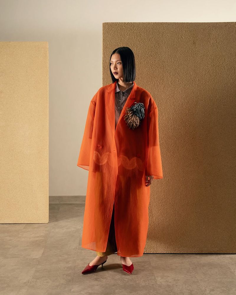 Koleksi Fashion Imlek 2025 karya Sapto Djojokartiko