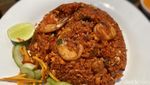 Gurih Berempah! Nasi Campur Makassar dengan Lauk Toppa Lada