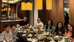 Ini Potret Muzdalifah Saat Makan Bareng Suami dan Jualan Camilan