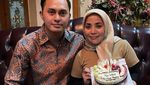 Ini Potret Muzdalifah Saat Makan Bareng Suami dan Jualan Camilan