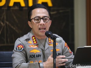 Jubir Polda Metro Kombes Ade Ary Dapat Promosi Bintang Satu