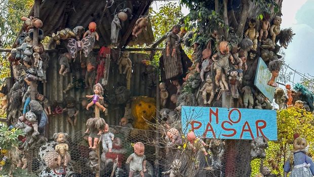 Pulau Boneka Xochimilco, Meksiko