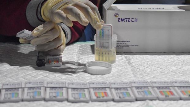 Cegah Kecelakaan Pengemudi Mabuk, Satpol PP Lakukan Pengawasan RHU dan Tes Urine