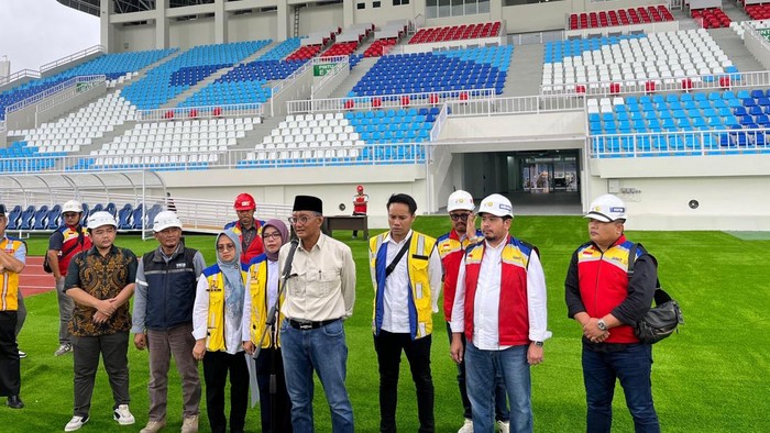 Renovasi stadion kanjuruhan malang