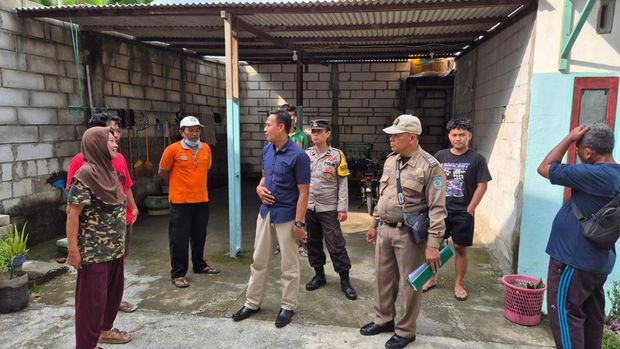 satpol pp ngajuk razia kamar kos usai ramai rsud kertosono ada karaoke dan tempat penginapan