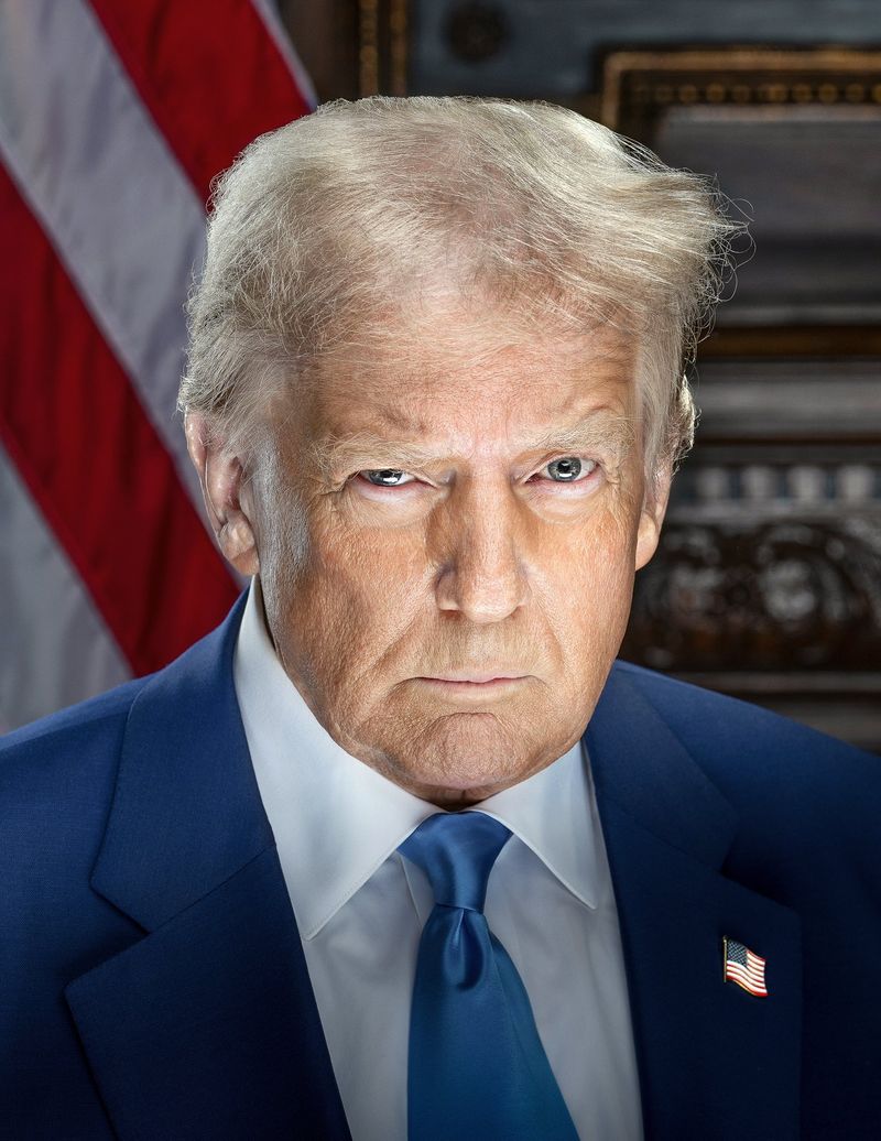 Donald Trump (donaldjtrump.com)