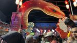Melihat Kemeriahan Pasar Malam Imlek 2025 di Kota Padang