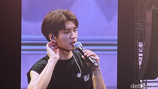 Konser INFINITE di Jakarta.
