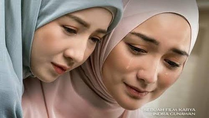 Keajaiban Air Mata Wanita Poster film