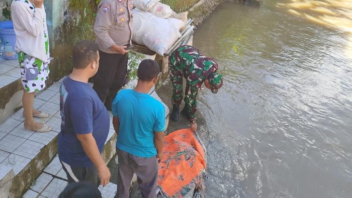 Mayat bayi ditemukan di Sungai Cipakancilan Bogor