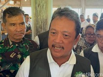 Kata Menteri KKP soal Pembongkaran Pagar Laut di Tangerang: Tunggu Dulu Dong