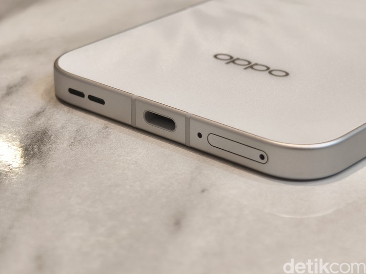 Oppo Reno 13 5G Oppo Reno 13 5G