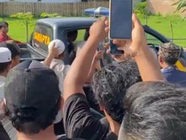 Pelaku Jambret Kalung Babak Belur Dihajar Warga di Probolinggo