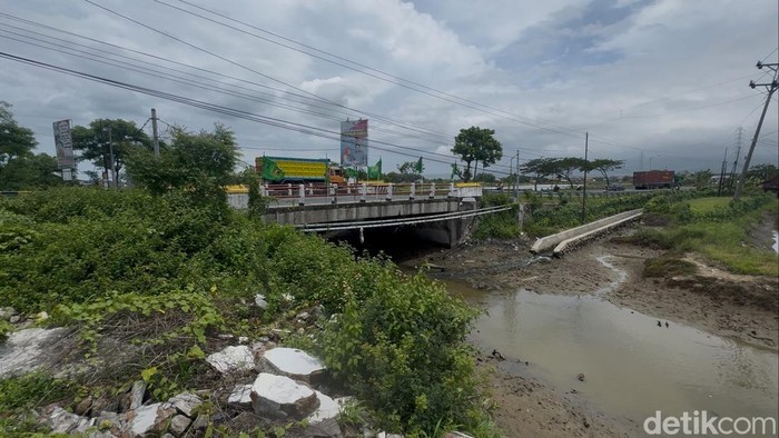 Penampakan Sungai Kairingan atau Kiringan di Desa Punjul, Rembang, Jumat (17/1/2025).