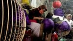Lampion dan Berkah Warga Bandung Menjelang Imlek