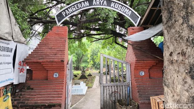 Petilasan Pangeran Arya Kusuma di Cirebon