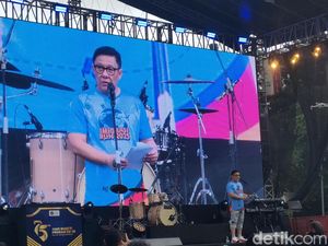 Ditjen Imigrasi Gelar Fun Walk-Pelayanan Pembuatan 1.075 Paspor di GBK