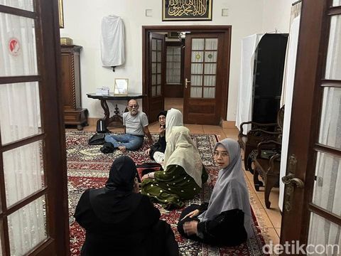 Rumah duka politikus senior PPP, almarhum Mudrick Sangidu, di Kartopuran, Jayengan, Kota Solo, Minggu (19/1/2025) malam.