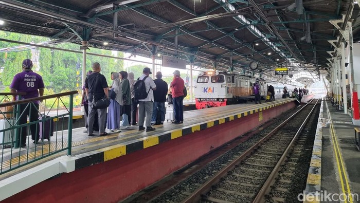 Stasiun Tugu Jogja, Minggu (19/1/2025).
