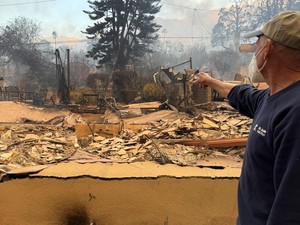Warga Indonesia di Los Angeles Harus Mengungsi Akibat Kebakaran