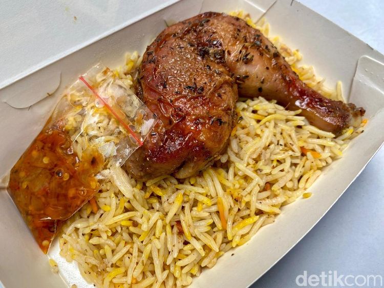 Ini Nasi Kebuli Paling Lezat Mantap yang Harganya Rp 30 Ribuan!