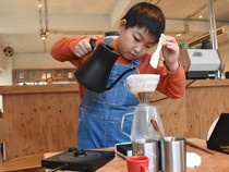 Hebat! Bocah Sekolah Dasar Juarai Kompetisi Barista