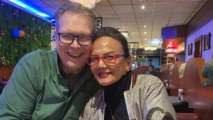 Christine Hakim dan Jeroen Lezer.