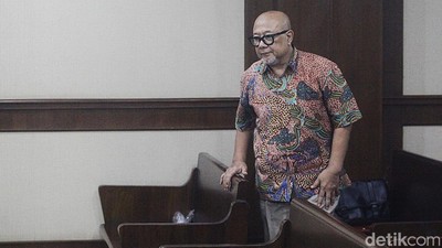 Dono Parwoto Sidang Perdana Kasus Korupsi Tol MBZ