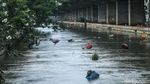 Duh, Hiasan Lampu di Kalimalang Bekasi Rusak