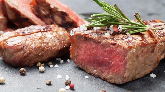 4 Makanan-Minuman Ini Diam-diam Bisa Picu Kanker Usus Besar