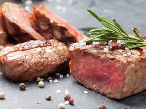 4 Makanan-Minuman Ini Diam-diam Bisa Picu Kanker Usus Besar