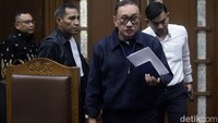 Sebelumnya, Max Ruland Boseke, Anjar Sulistiyono, dan William Widarta didakwa merugikan keuangan negara Rp 20,4 miliar. Max dkk didakwa melakukan korupsi terkait pengadaan truk pengangkut personel dan rescue carrier vehicle pada 2014 di Basarnas.