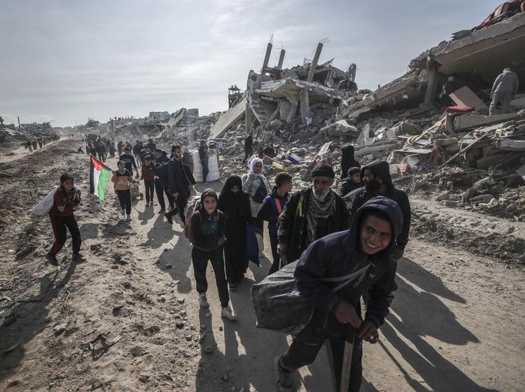 Gencatan Senjata Dimulai, Warga Gaza Pulang ke Reruntuhan Rumah
