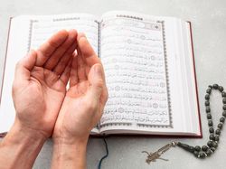 7 Amalan Lailatul Qadar untuk Menghidupkan Malam Penuh Kemuliaan