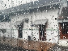 Cuaca Surabaya Hari Ini, Hujan Ringan Seluruh Kota