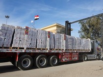 Konvoi Truk Bantuan Kemanusiaan Mulai Masuki Gaza